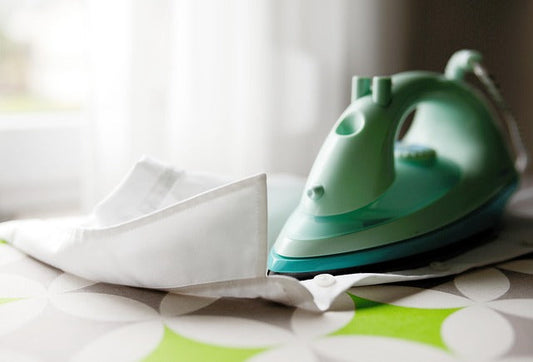 5 Ways To Dewrinkle Clothes Without An Iron