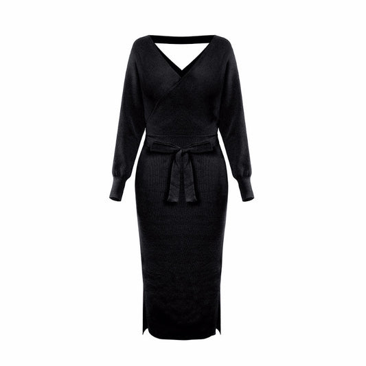 Elegant Sweater Dress with Belt Batwing Sleeve Midi Dress in Black