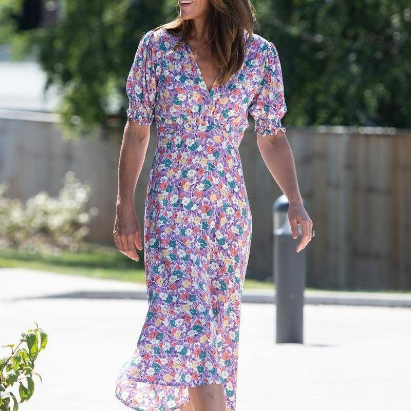 10+Stylish Floral Dresses Every Woman Should Own in 2023