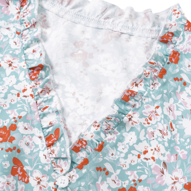 Floral Print Blouse with Ruffle Collar
